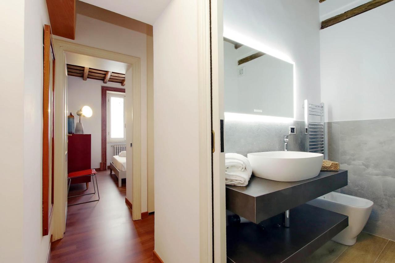 Apartamento Ych-Farnese Charme Roma Exterior foto